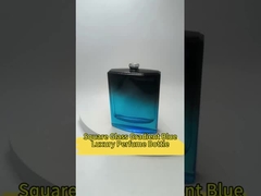 Vetro quadrato personalizzato da 100 ml di lusso ed elegante bottiglia di profumo vuota pompa spruzzatore gradiente nero e blu