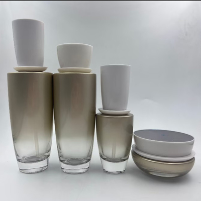Flacone di lozione, flacone cosmetico con pompa e tappo, vasetto di crema, packaging cosmetico OEM