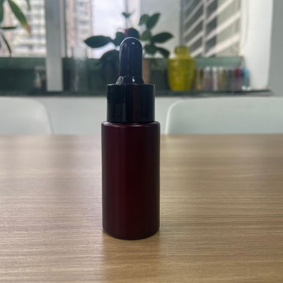 15ml Bottiglia di olio essenziale rosso scuro Bottiglia di goccia di vetro Imballaggio cosmetico per olio di siero Logo e verniciatura personalizzati OEM