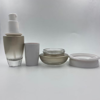 Flacone di lozione, flacone cosmetico con pompa e tappo, vasetto di crema, packaging cosmetico OEM