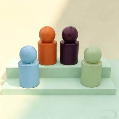 Flaconi di profumo di lusso in vetro personalizzati da 30ml e 50ml  Bottiglia di vetro con nebulizzatore o pompa per siero Tappo a sfera rotondo per prodotto siero