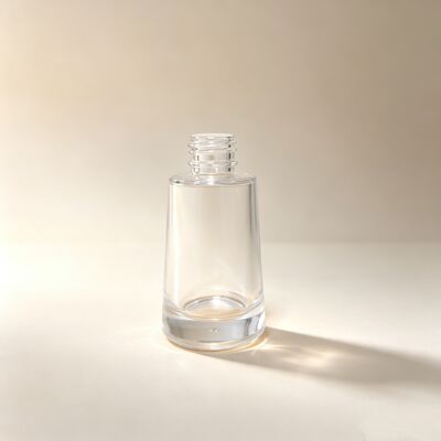 Manufacturer High End Conical Thick Bottom Glass Dropper Bottle 30ml Serum Essence Oil Container Custom Logo Cosmetic Bottle