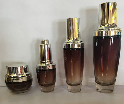 Imballaggio di bottiglie di vetro per lozioni